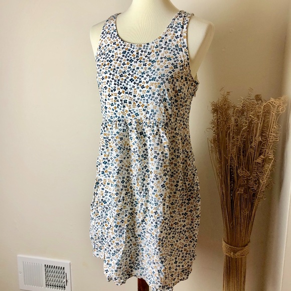 Old Navy Dresses & Skirts - Old Navy Pockets Mini Summer Dress Floral Medium